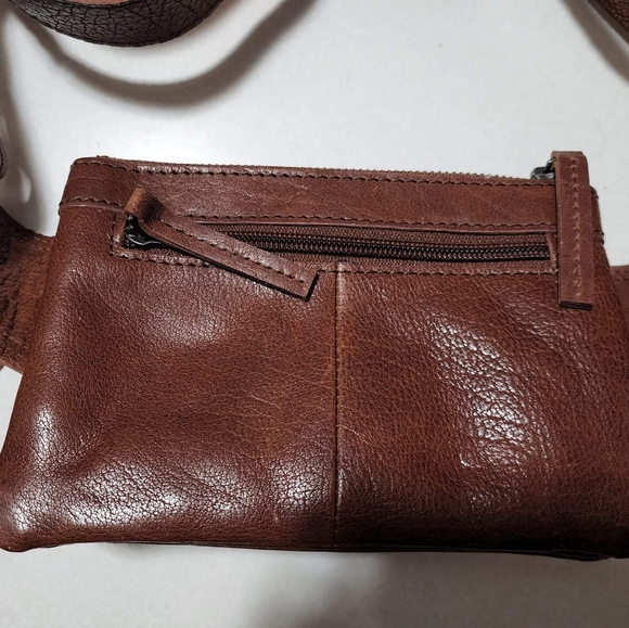 Spikes and Sparrow Brown Leather Belt Bag - Picture 6 of 7